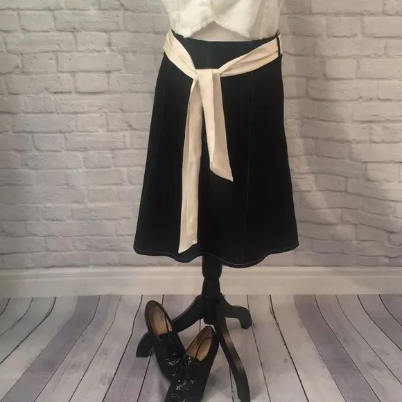 Arden B, Black Knee-Length Skirt w/White Stitching and Silk Ribbon Belt - Size 0 - Picture 9 of 11